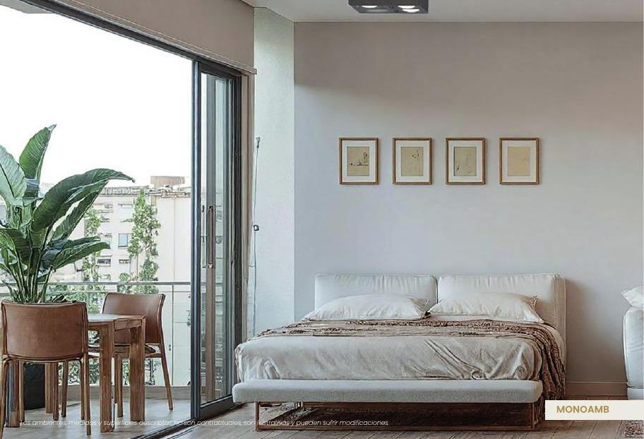 Monoambiente con balcón